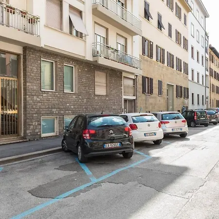 Cozy Flat Fortezza Fair District Close Tramway Apartament